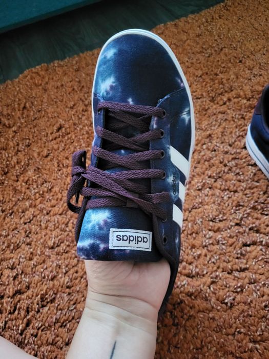 Teniși Adidas mărimea 46 model daily 3.0