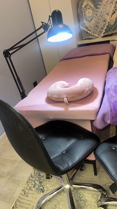 кушетка продается в наборе