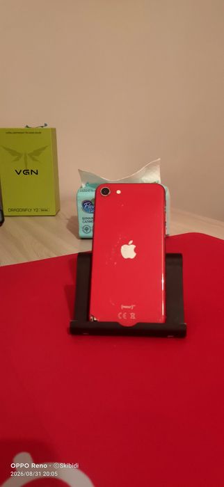 iPhone SE 2020, 75 аккумулятор.