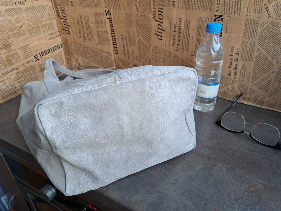 дамска чанта бежова,велурена торба-естествена кожа