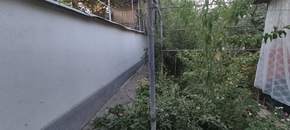 Тахтапул Дом 1 этажное 4.7 сотих 10 комнат