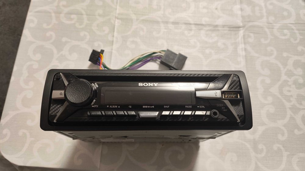 Sony CDX -G1100U