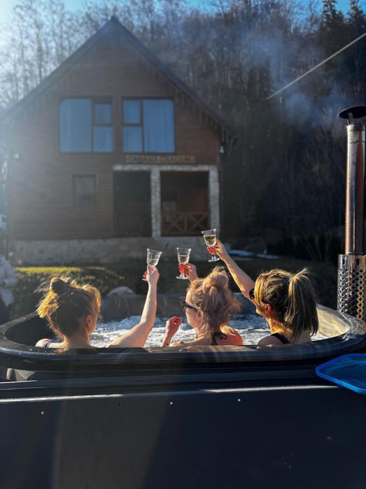 Cabana cu ciubăr de Inchiriat Bistra Muresului  Salină+Saună