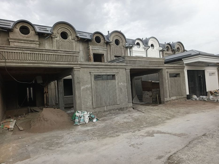 Srochna sotiladi 176.000$ 4 qavatli kotej