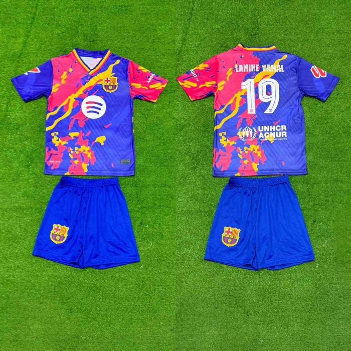Детски Екип с чорапи Ямин Ямал 2026г Новия екип Барселона YAMAL new