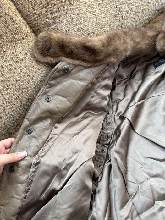 Дамско палто………..