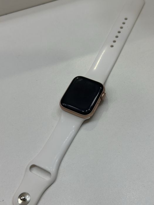 Apple watch SE 40 ММ