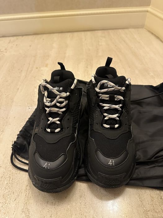 Balenciaga triple s