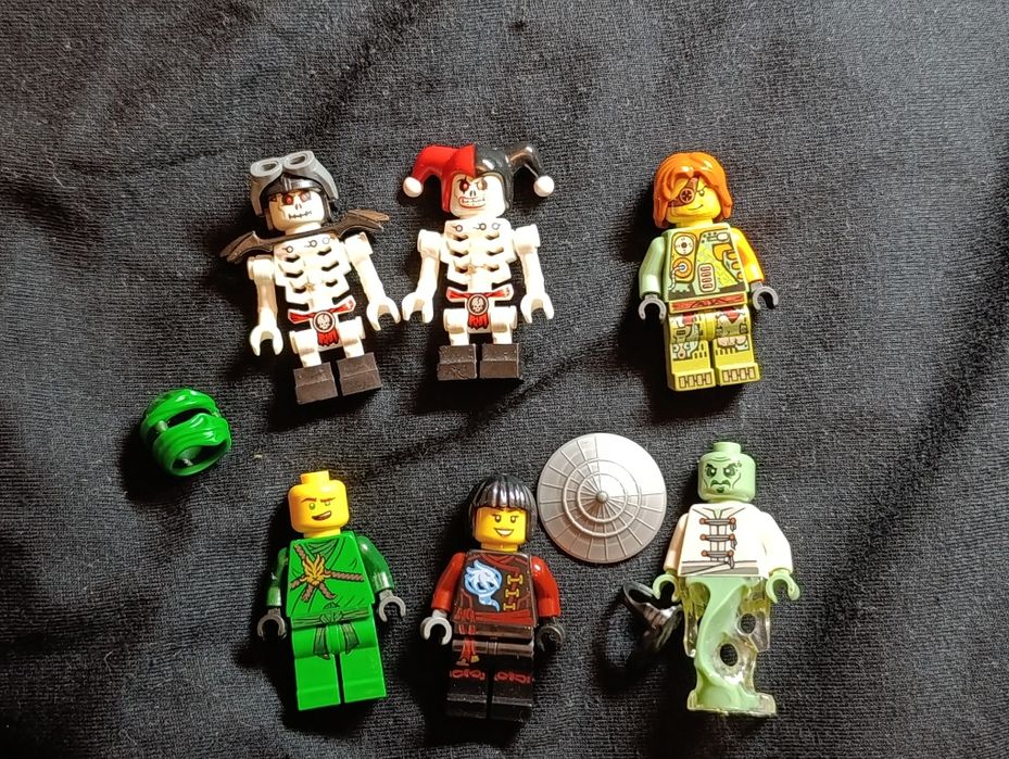 Lego Ninjago Day of The Departed: 70592 Salvage MEC,Sensei Yang, Lloyd