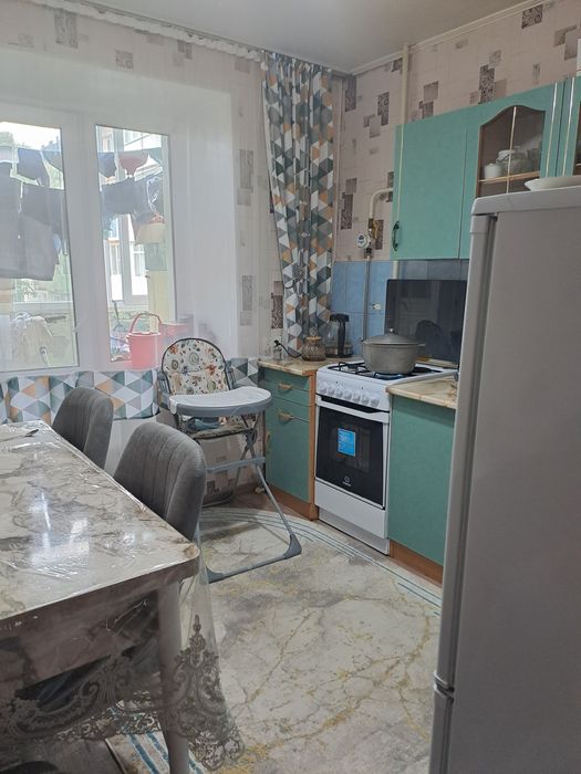 Продаётся  2 ух комнатная квартира