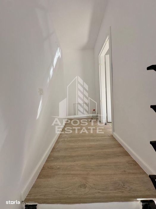 Penthouse cu 3 camere, 2 bai si dressing in spate la Lidl.