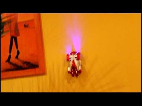Super masinuta care merge pe pereti,tavan,cu telecomanda,cadou waw,NOU