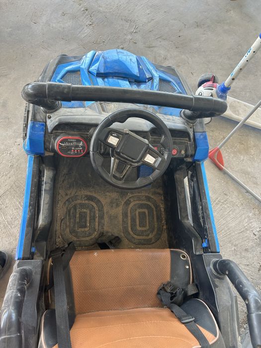 Продам детскую машину