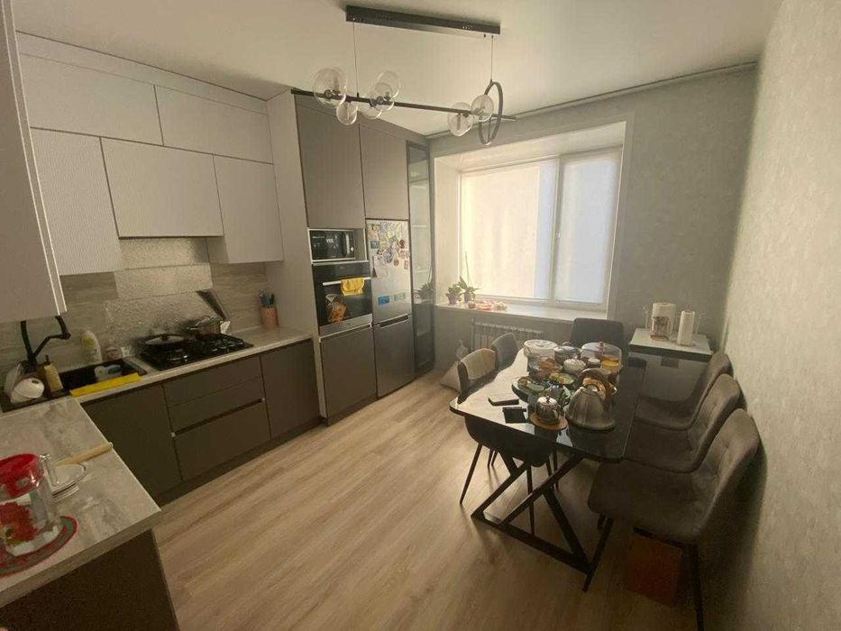 Продам 3 комнатную квартиру