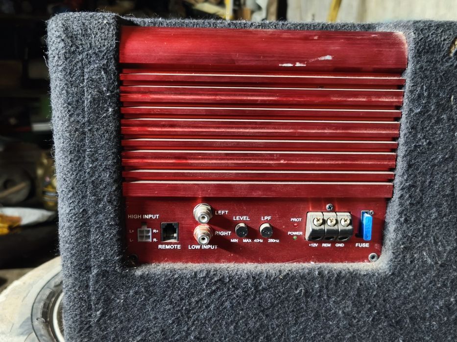 Продам Сабвуфер УРАЛ AS-D12A Black Hurricane