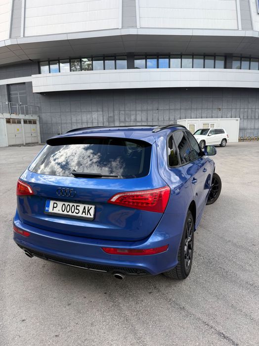 Продавам Audi Q5