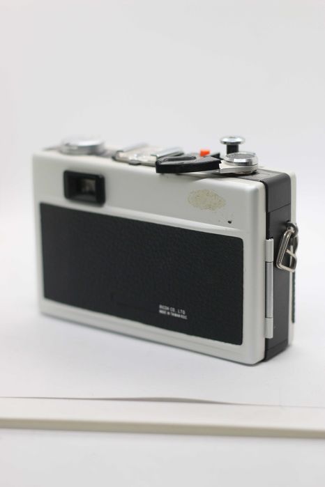 Aparat foto pe film Ricoh 500 gx