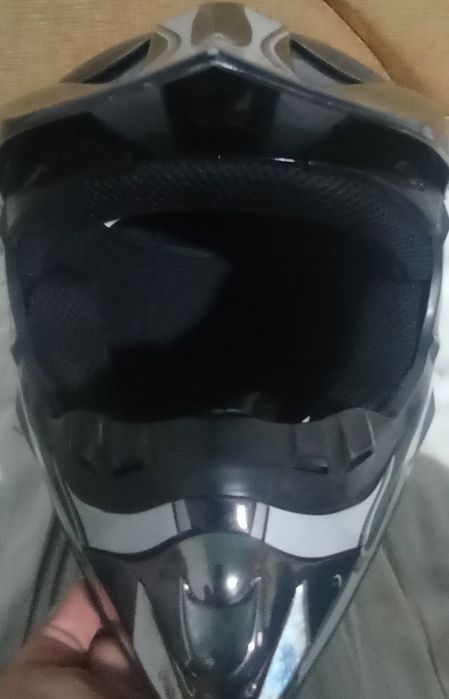 Прадам шлем торг имеится
