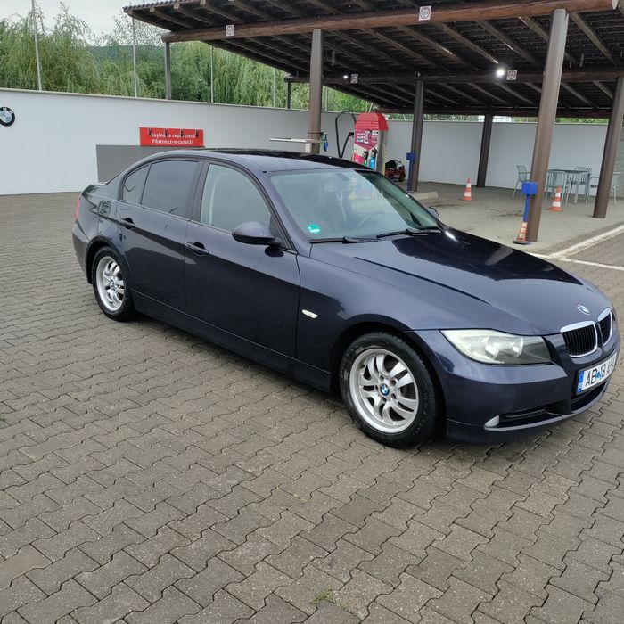 Bmw seria 3 e90 an 2006 benzina