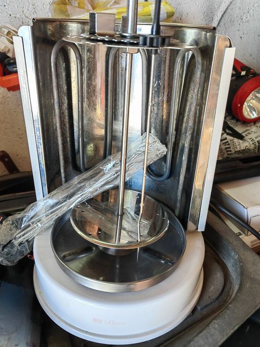 Вертикальная электрошашлычница