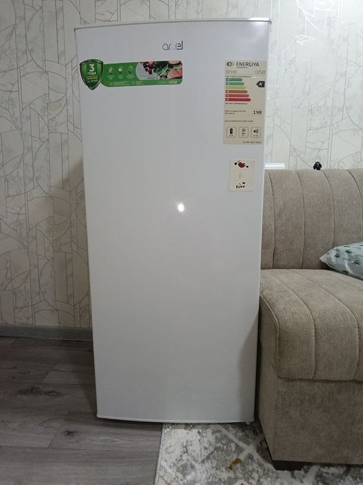 Продаётся холодильник artel в хорошем состоянии, работает отлично,б/у
