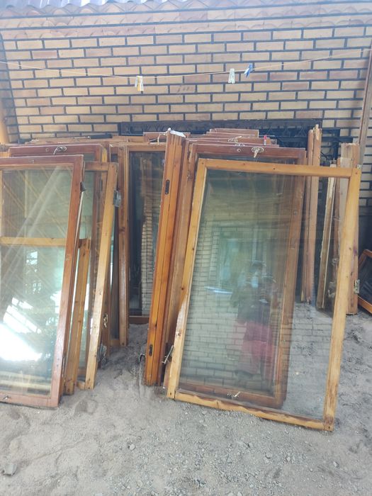Продам балясины бу ,стёкла  бу.