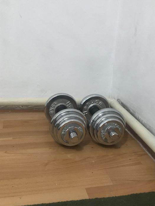 Продаю гантель