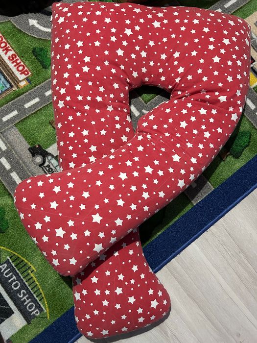 Две възглавници за бременни и кърмене+ ПОДАРЪК - плик с дрехи за бреме