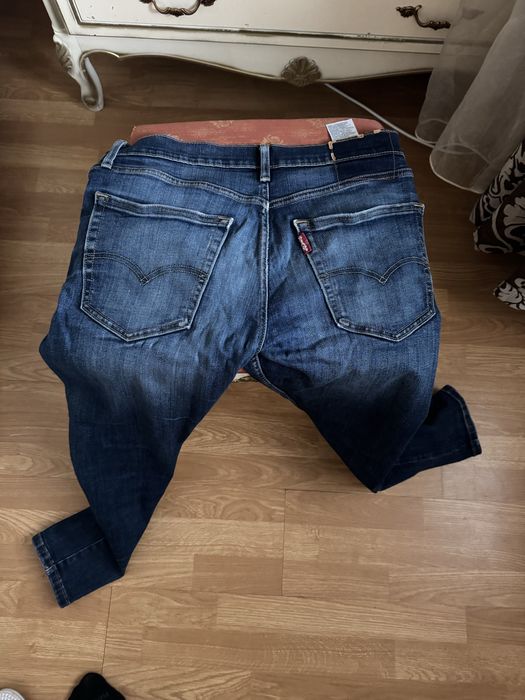 Levis blugi Marimea W31