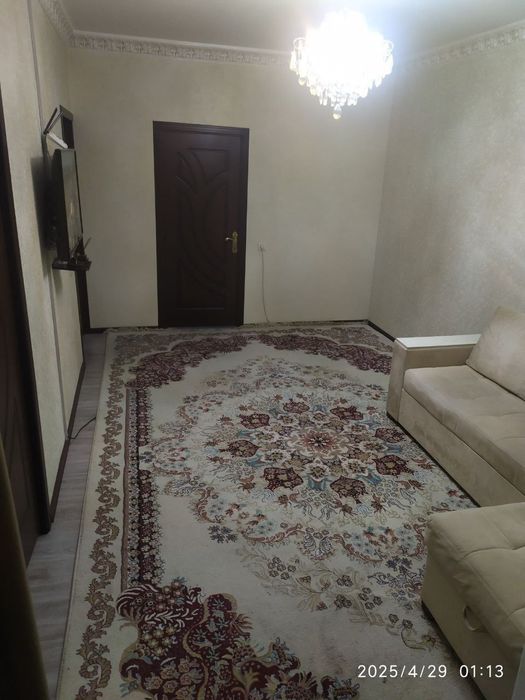 Срочно продаем современный ковер.