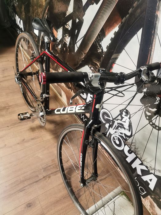 Хибриден Велосипед Cube