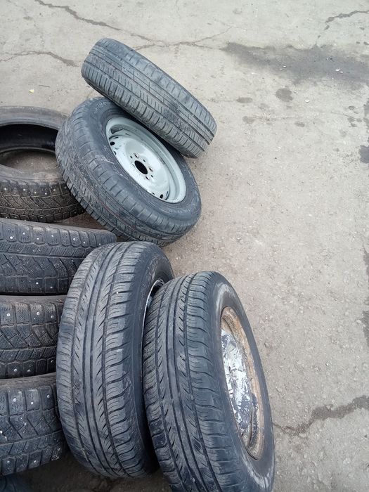 Продам покрышки на 13