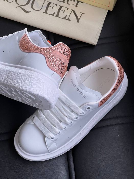 Adidasi Alexander Mcqueen noi