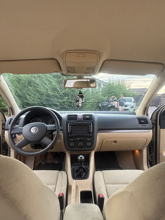 Golf 5 1.6 FSI manual