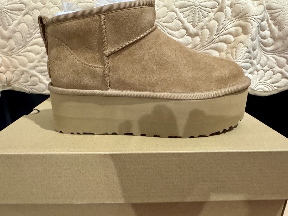 UGG Classic Ultra Mini Platform