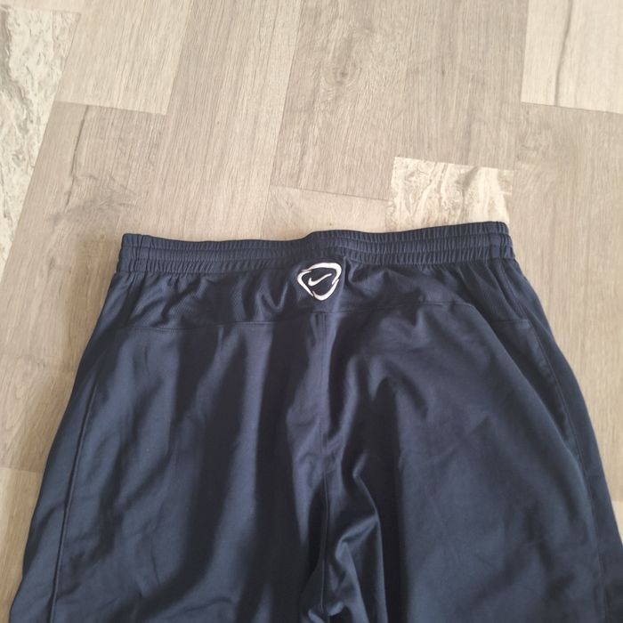 Pantaloni scurți Nike Dri-Fit mărimea M