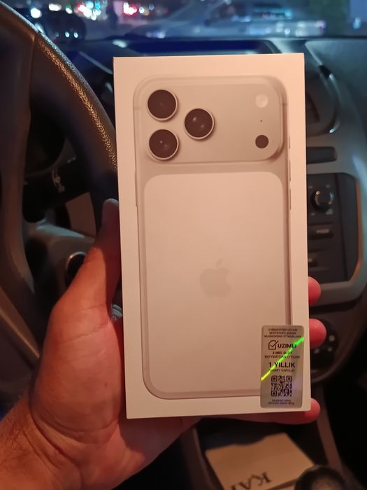Iphone 17 pro Max silver 265 GB sim esim