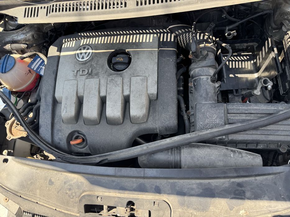 Vw Touaran 2.0 TDI на части