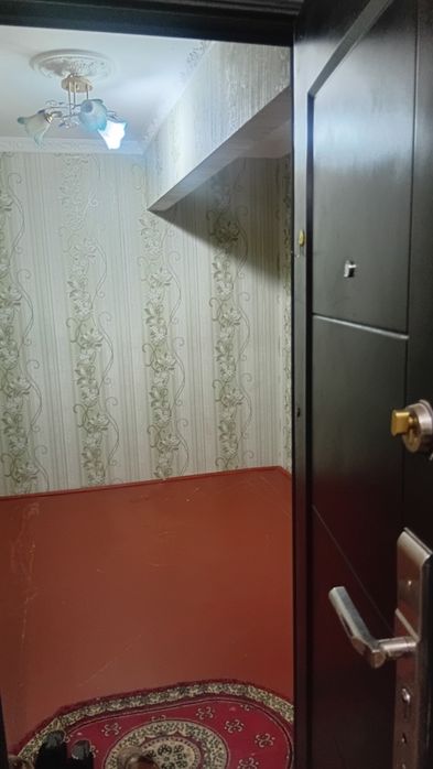 Продается 2 комнатная квартира с 6  метровой верандой