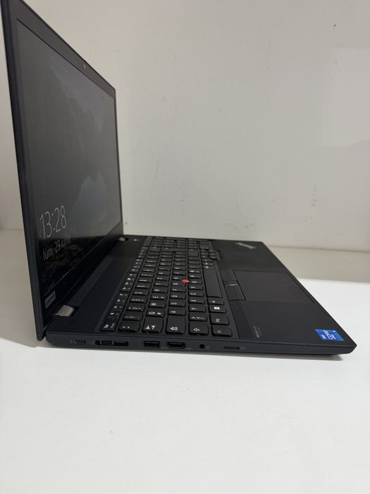 Laptop Lenovo ThinkPad T15 Gen 2 15.6” i5-1145G7 16GB RAM/256GB SSD - Garantie