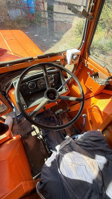 De vanzare Tractor UTB 445