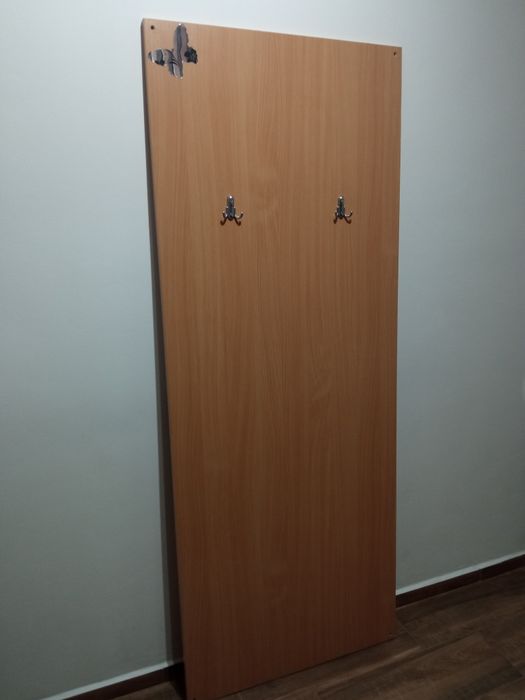 Закачалка за антре -коридор