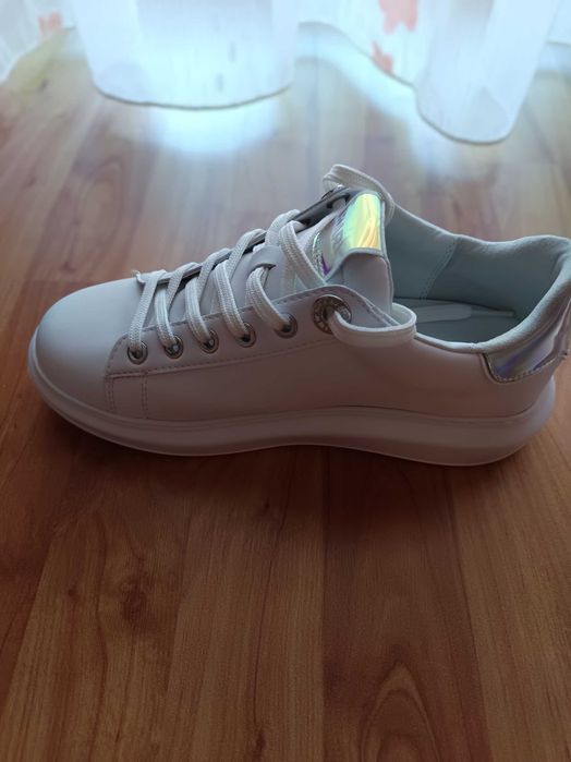 Adidași Karl Lagerfeld
