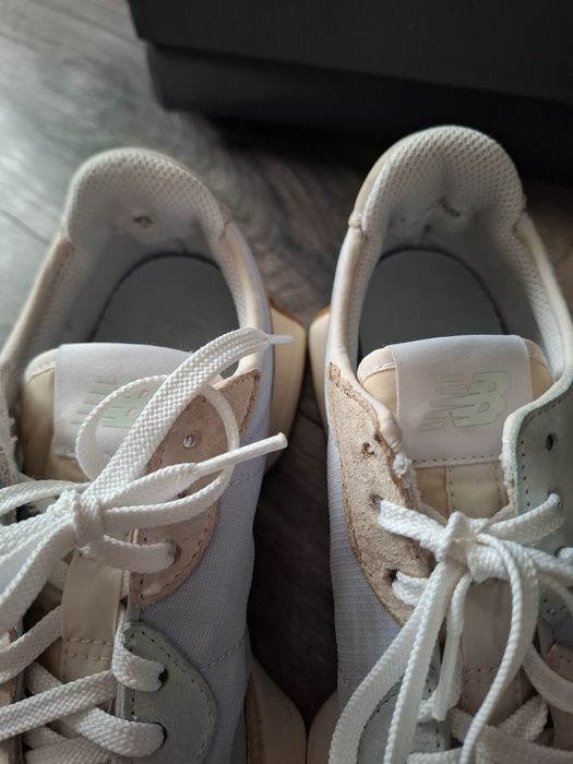 Апрески  Lasocki и маратонки New Balance 327