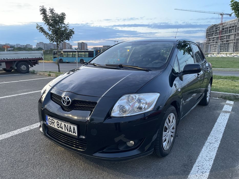 toyota auris
