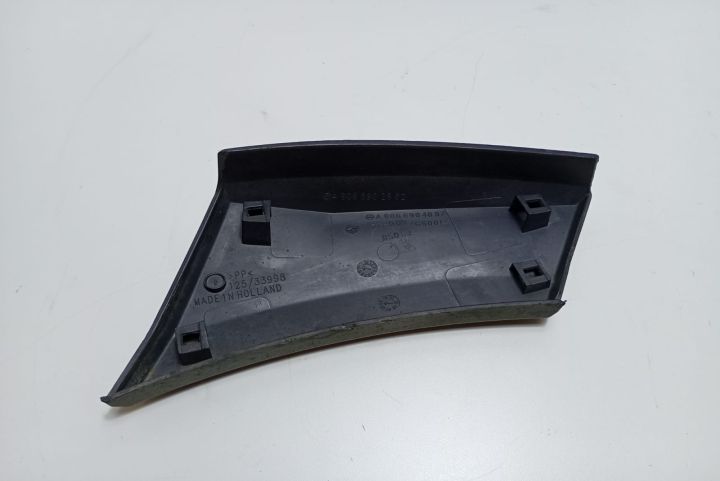 Ornament aripa dreapta  A9066904882 Mercedes-Benz Sprinter a 2-a gene