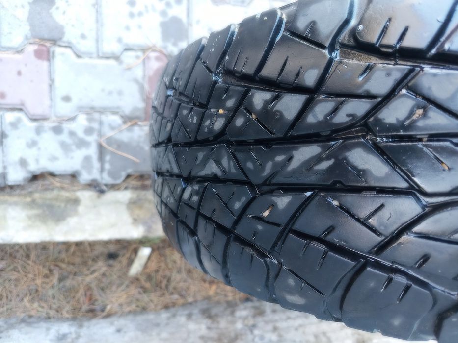 Продам шину Dunlop