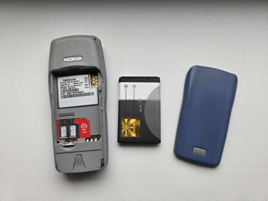 Nokia 1100 meniu in limba română