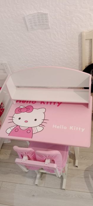 Продам стол и стул детский