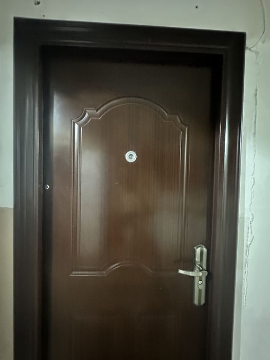 Usa metalica intrare apartament